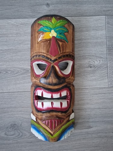 Tiki mask wood carving