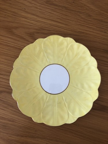Aynsley 22cm yellow flower - aynsley,