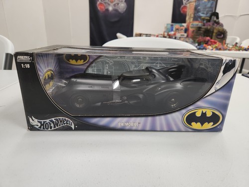 Hot wheels batmobile - wheels,