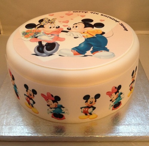 Mickey and minnie - mickey,
