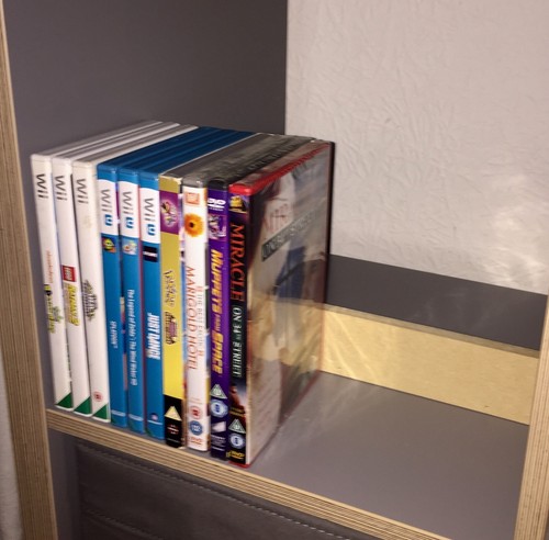 Game shelf stop buffer - game, for