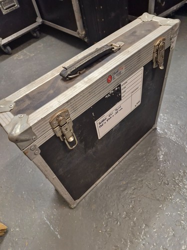Small flightcase ext dims - dims,