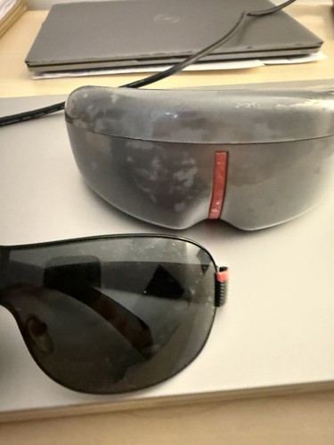 Prada sunglasses black frame - sunglasses,