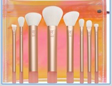 REAL TECHNIQUES ~ The Wanderer Voyager 8 pcs Midi Size Make up Brush Kit Set Bag