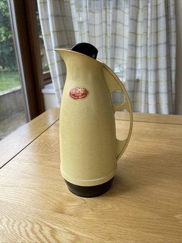 Vintage thermos vacuum vessel - thermos,