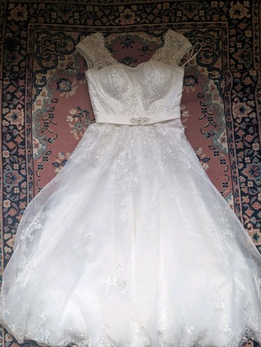 Vintage white lace wedding - white,