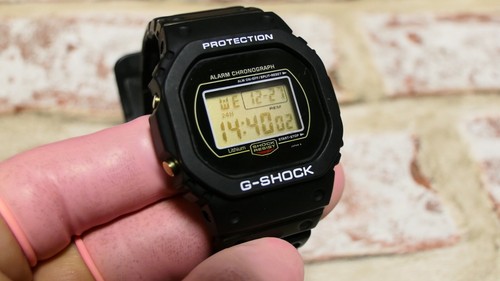 Casio shock 5700c gold - g,