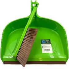 GARDEN DUSTPAN AND BRUSH LARGE