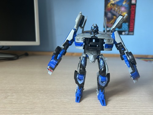 Transformers deluxe class - deluxe,