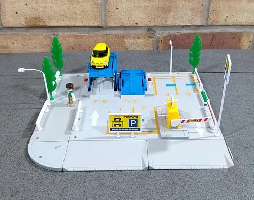 Tomy tomica hypercity parking - tomica,