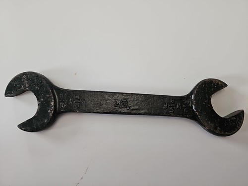 Snail brand vintage spanner - sr,