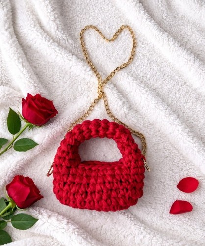 Red color woven women - red,