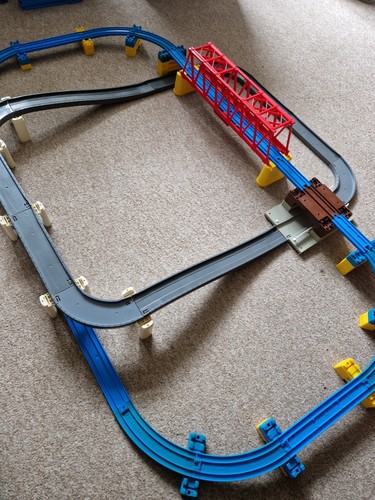 Tomy trackmaster large thomas - tomy,