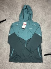 Nike Windrunner Packable UV