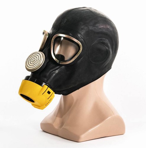 Black rubber gas mask - black,