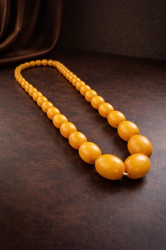 Vintage butterscotch bakelite - butterscotch,