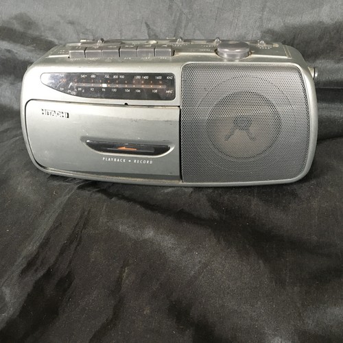 Hitachi trk radio cassette - hitachi,