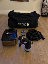 Sienna x Aura Spray Tan Machine