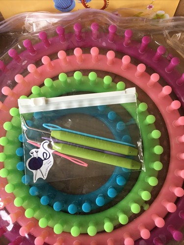 Circular knitting looms 4 - circular,