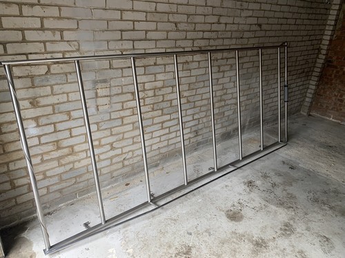 Stainless steel - stainless,