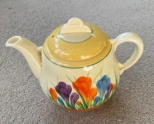 ORIGINAL CLARICE CLIFF AUTUMN  CROCUS WINDSOR SHAPED TEAPOT IN LOVELY CONDITION