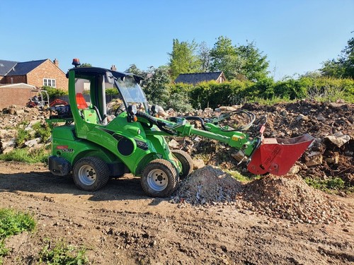 Avant loader and digger - loader, hire
