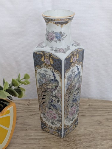 Vintage oriental ceramic vase - vintage,