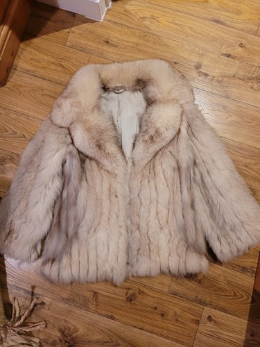 Genuine saga fox fur coat - saga,