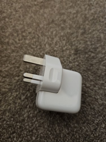 One genuine apple - 12w, usb