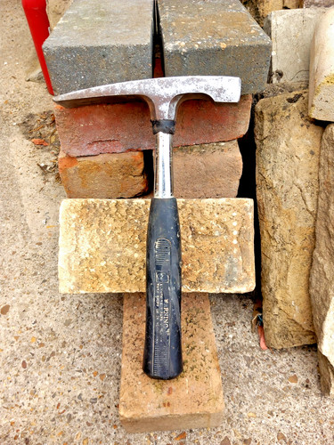 Bricklayers stone masons brick - stone,