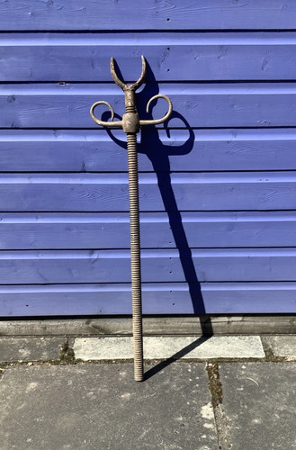 Forged iron harness prop - , on