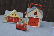 Fireman Sam Bundle Deluxe Fire Station & Playset, transformer engine