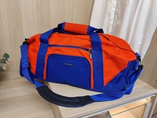 VINTAGE UNITED COLORS OF