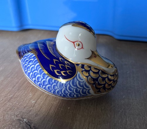 Royal crown derby - royal,