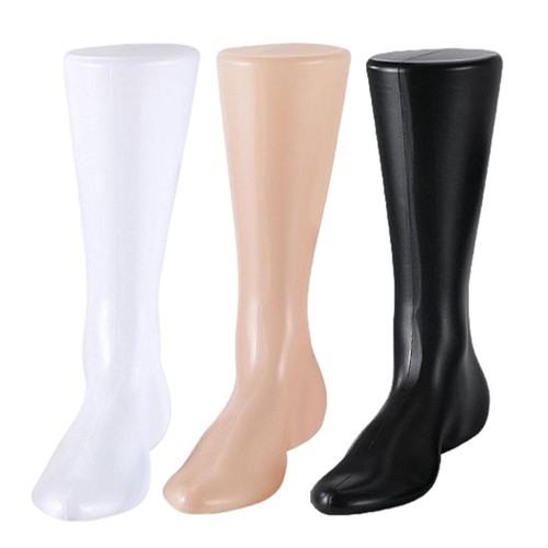 Male mannequin modeling feet - mannequin,