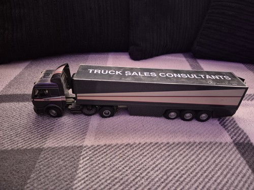 Mercedes articulated lorry - mercedes,