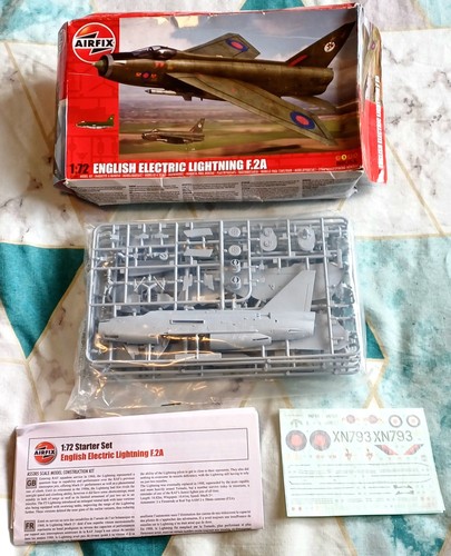 Airfix english electric - airfix,