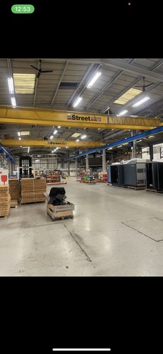 Overhead gantry crane - gantry, demag