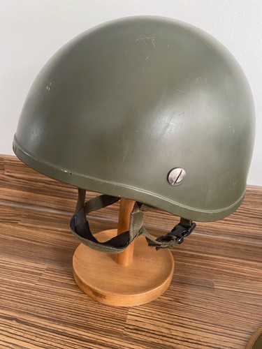 British army smooth shell - ,