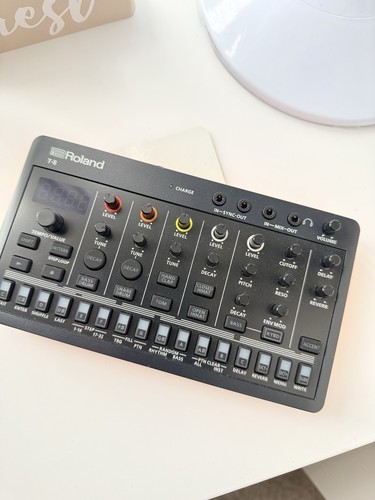 Roland aira compact drum - aira,