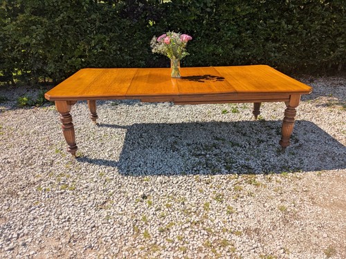 Large victorian oak extending - large,