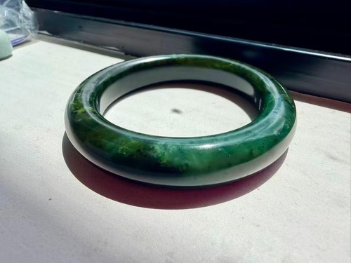 Nephrite hetian jade bangle - hetian,