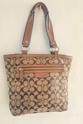 Beautiful coach signature - coach, c