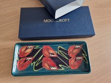 Moorcroft Tulip Stairs Pen Tray pin Dish   Kerry Goodwin Boxed  & Sleeve