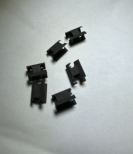Recaro seat cover clips - seat,