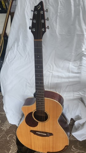 Breedlove guitar left handed - breedlove, guitar,