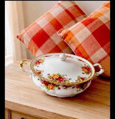 Beautiful royal albert old - a,