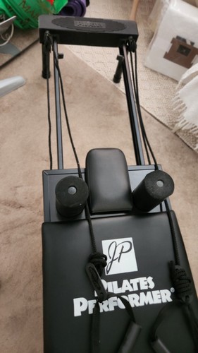 Pilates performer black - pilates,