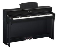 Yamaha CLP-735 Clavinova in