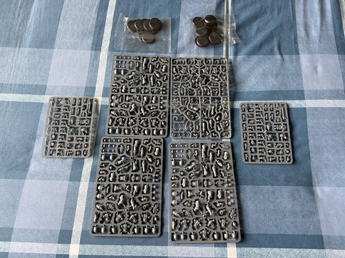 Horus heresy space marines - horus,